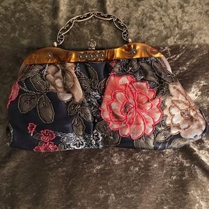 Floral Embroidered Bag